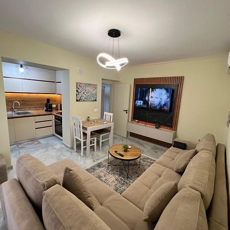 Downtown Deluxe Apartment Shkodra Kültér fotó